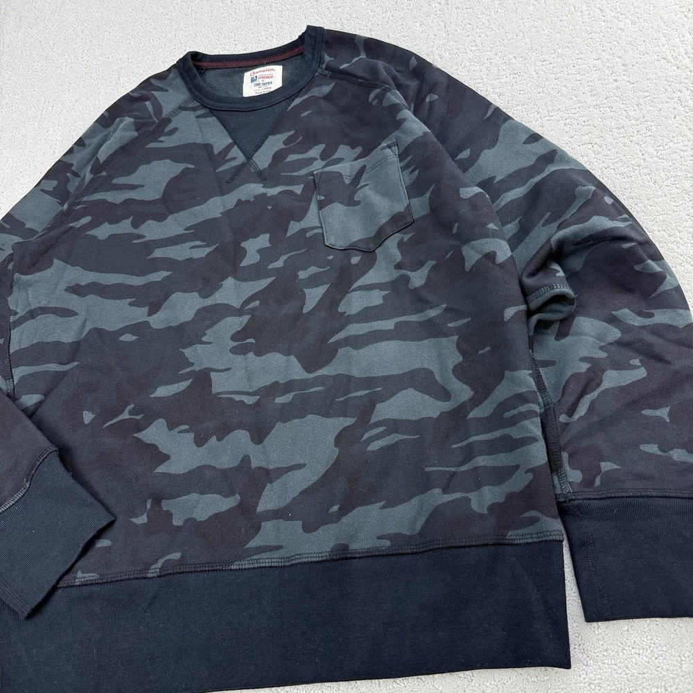 Champion x Todd Snyder Camo Pocket Crew Sweatshirt Mens L $148 - Picture 2 of 10